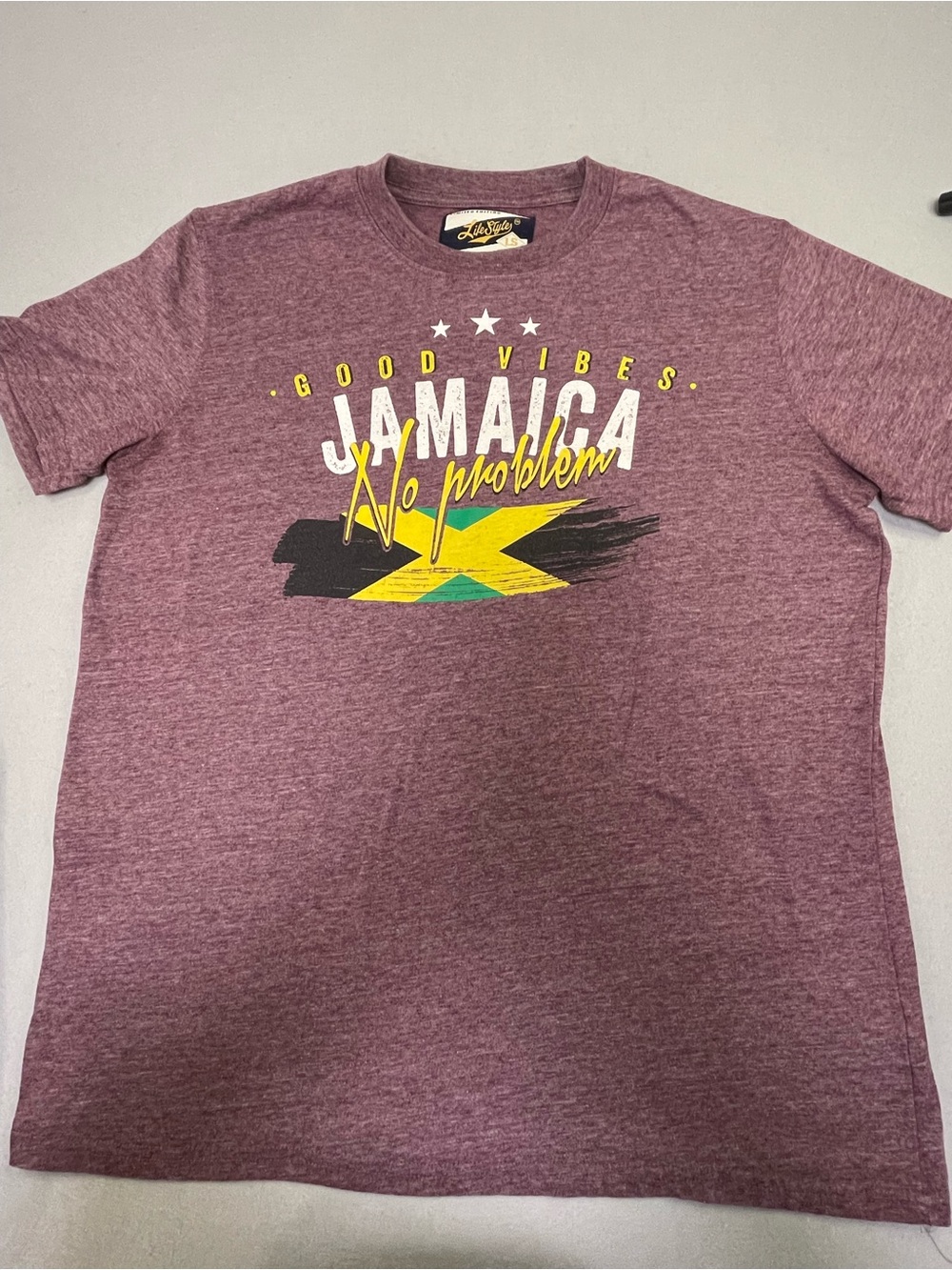 Good Vibes Jamaica Graphic Tee - Burgundy
